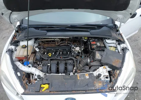 2016 Ford Focus S из США, поврежденный, VIN 1FADP3E26GL356458